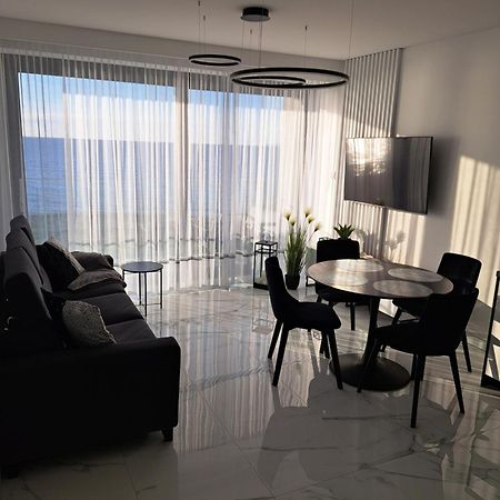 Apartament Z Widokiem Na Morze 5 B W Kompleksie Hevenia Rewal Exterior foto
